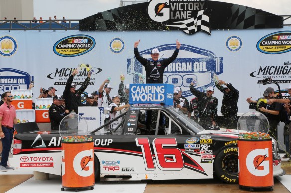 NASCAR Camping World Truck Series Corrigan Oil 200